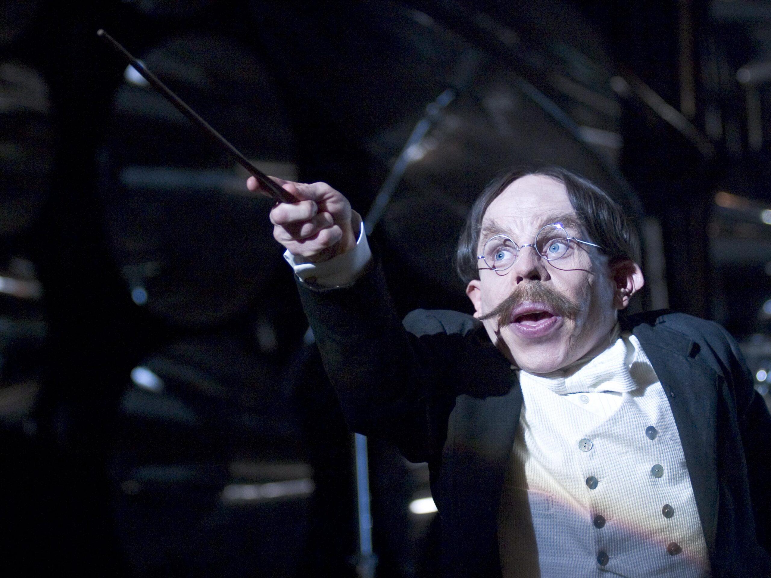 Professor Flitwick Kehrt Zur ck Harry Potter Serie berrascht Mit